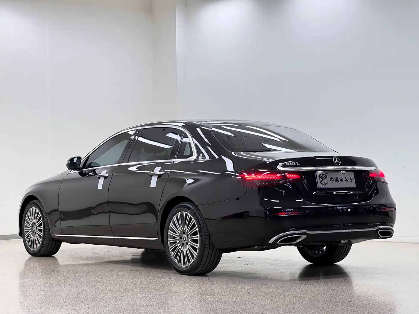 Mercedes-Benz E-Class 2021 E 300 L Premium фото 5