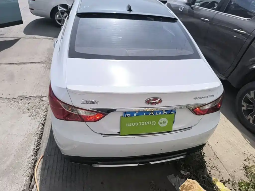 Фото 6 - Hyundai Sonata