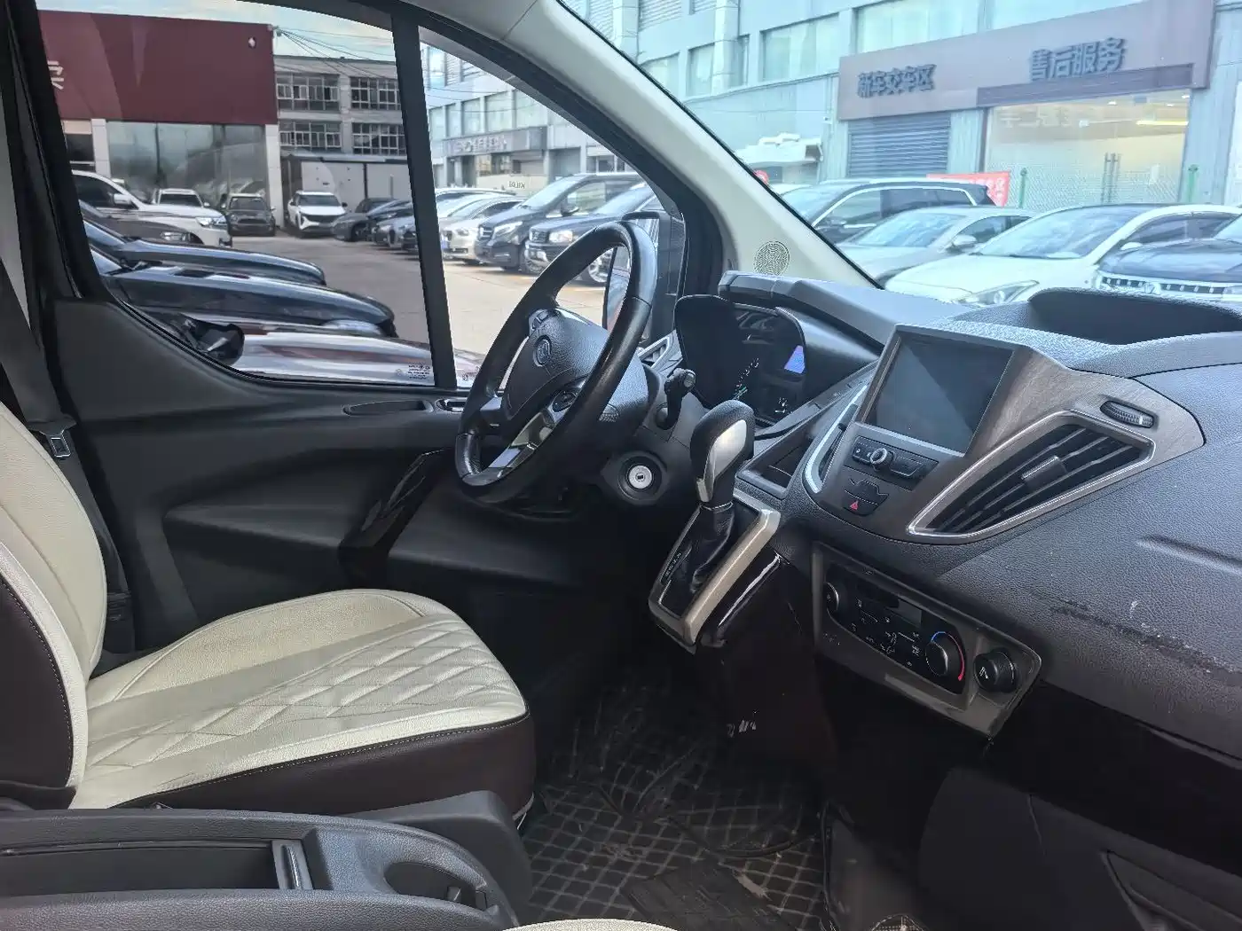 Ford Tourneo 2021 2020 2.0T Auto Jingrui Edition China VI