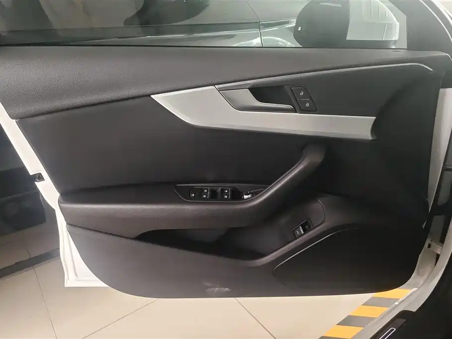 Audi A4L 2019 40 TFSI Fashion (China VI) фото 7