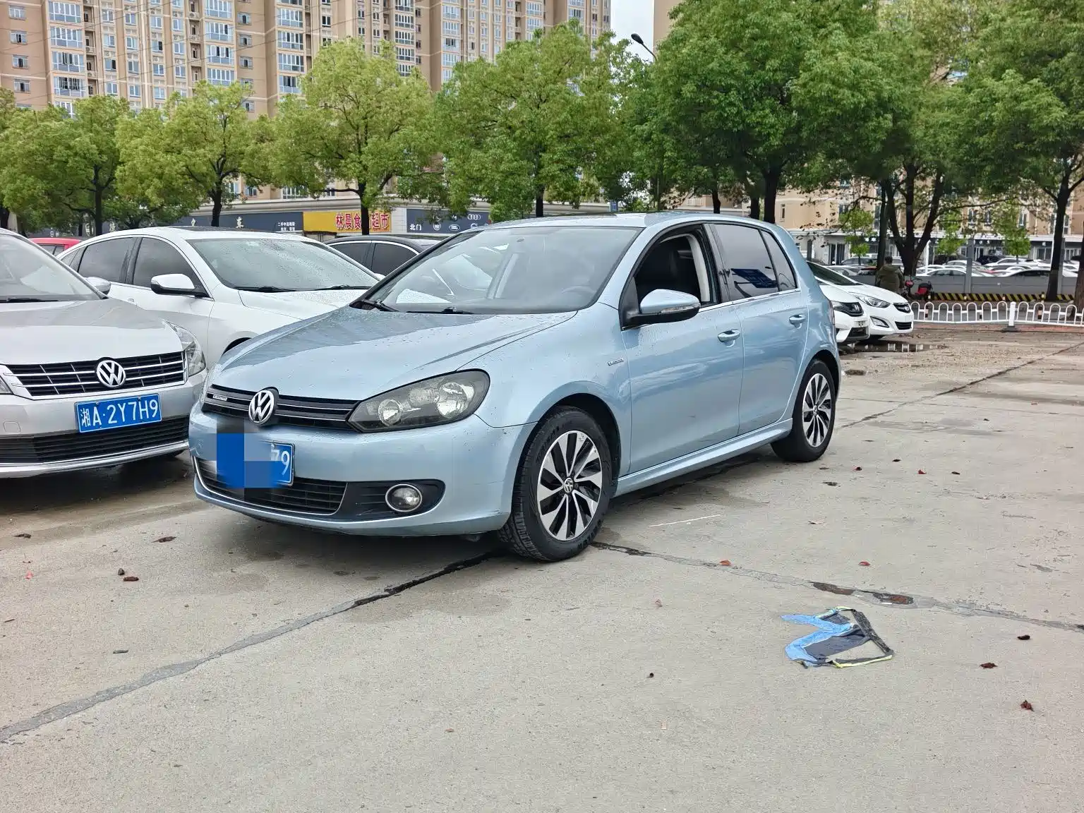 Фото 1 - Volkswagen Golf