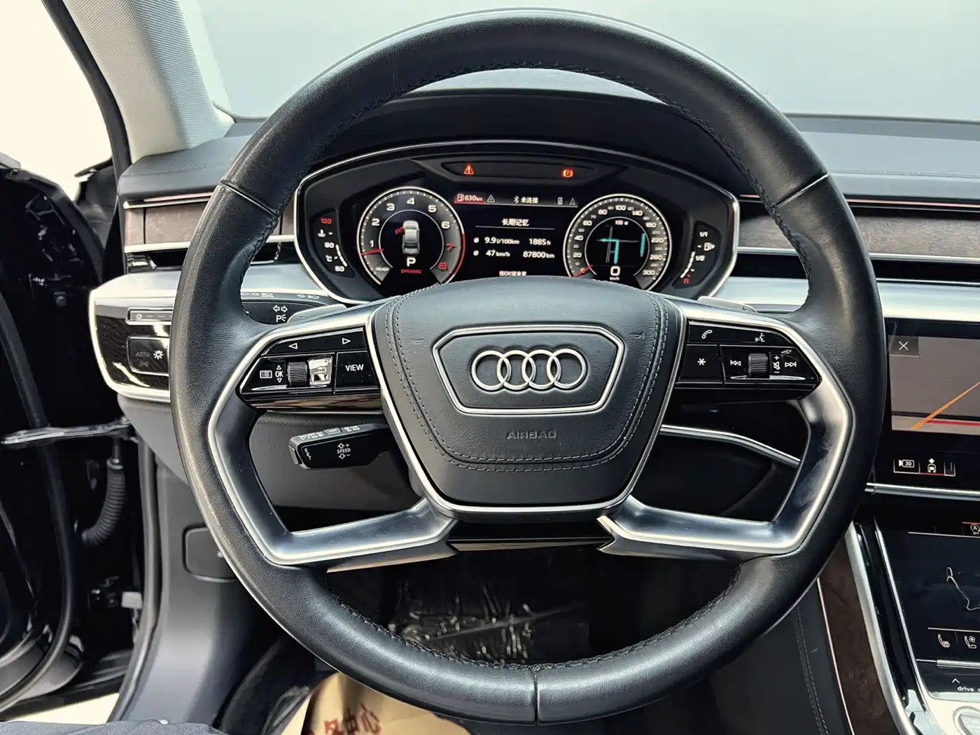 Audi A8 2023 A8L 50 TFSI quattro Premium фото 11