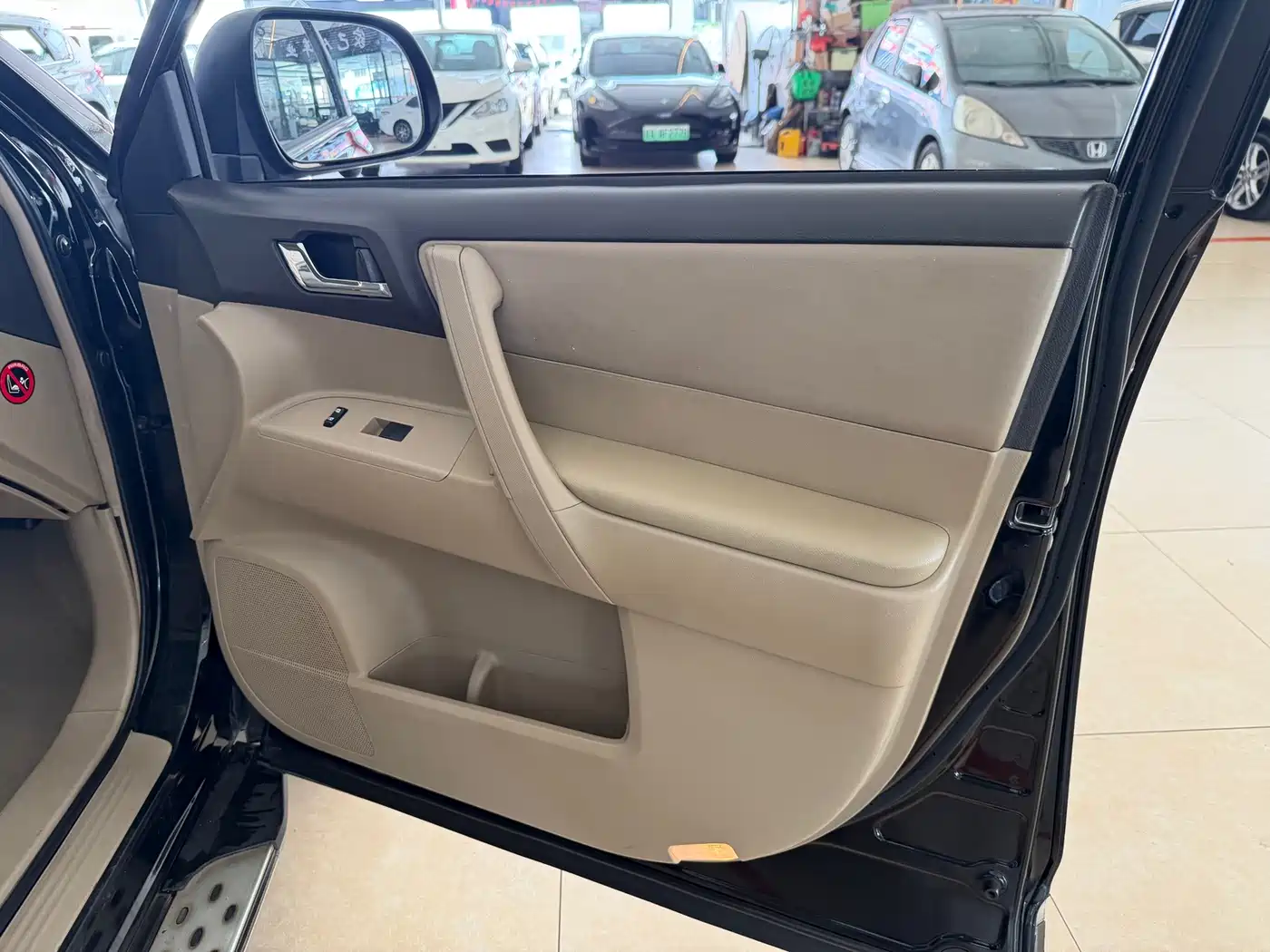 Фото 26 - Toyota Highlander