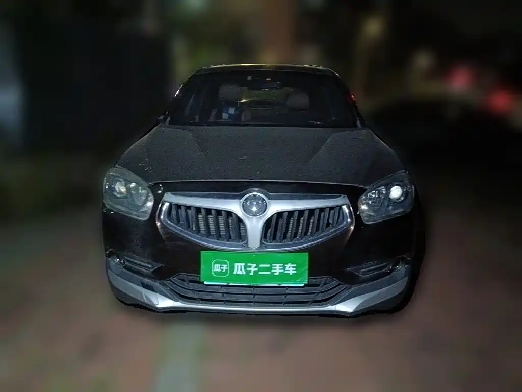 Фото 2 - Zhonghua V5