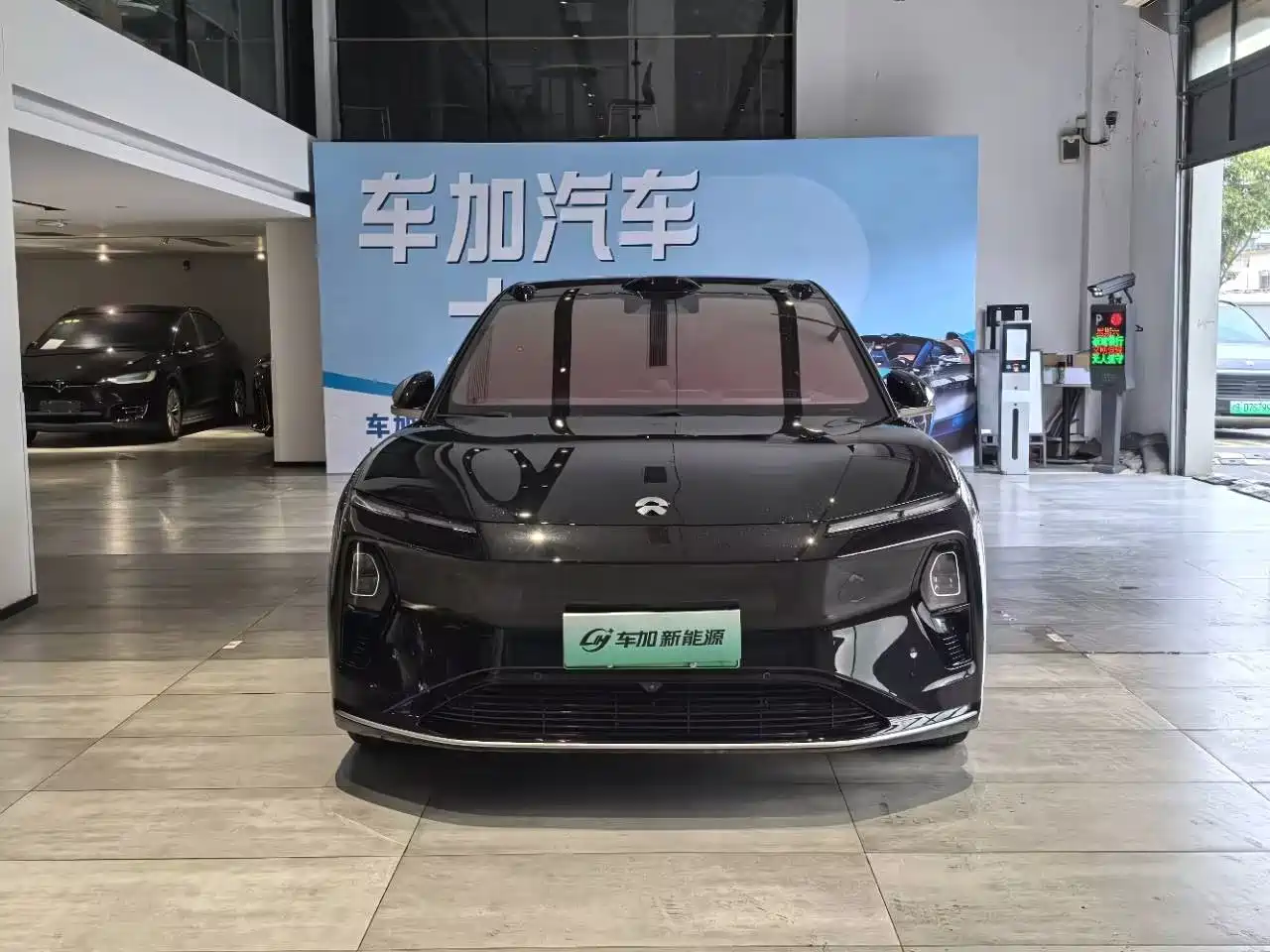 Фото 2 - NIO ET9