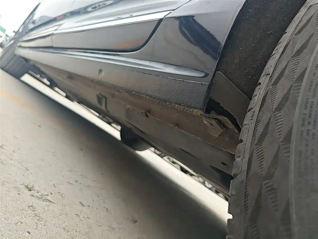 Volkswagen Passat 2022 330TSI Luxury Edition фото 22