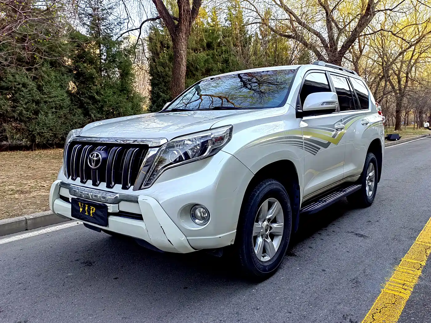 Toyota Prado 2015 2.7L Automatic Standard
