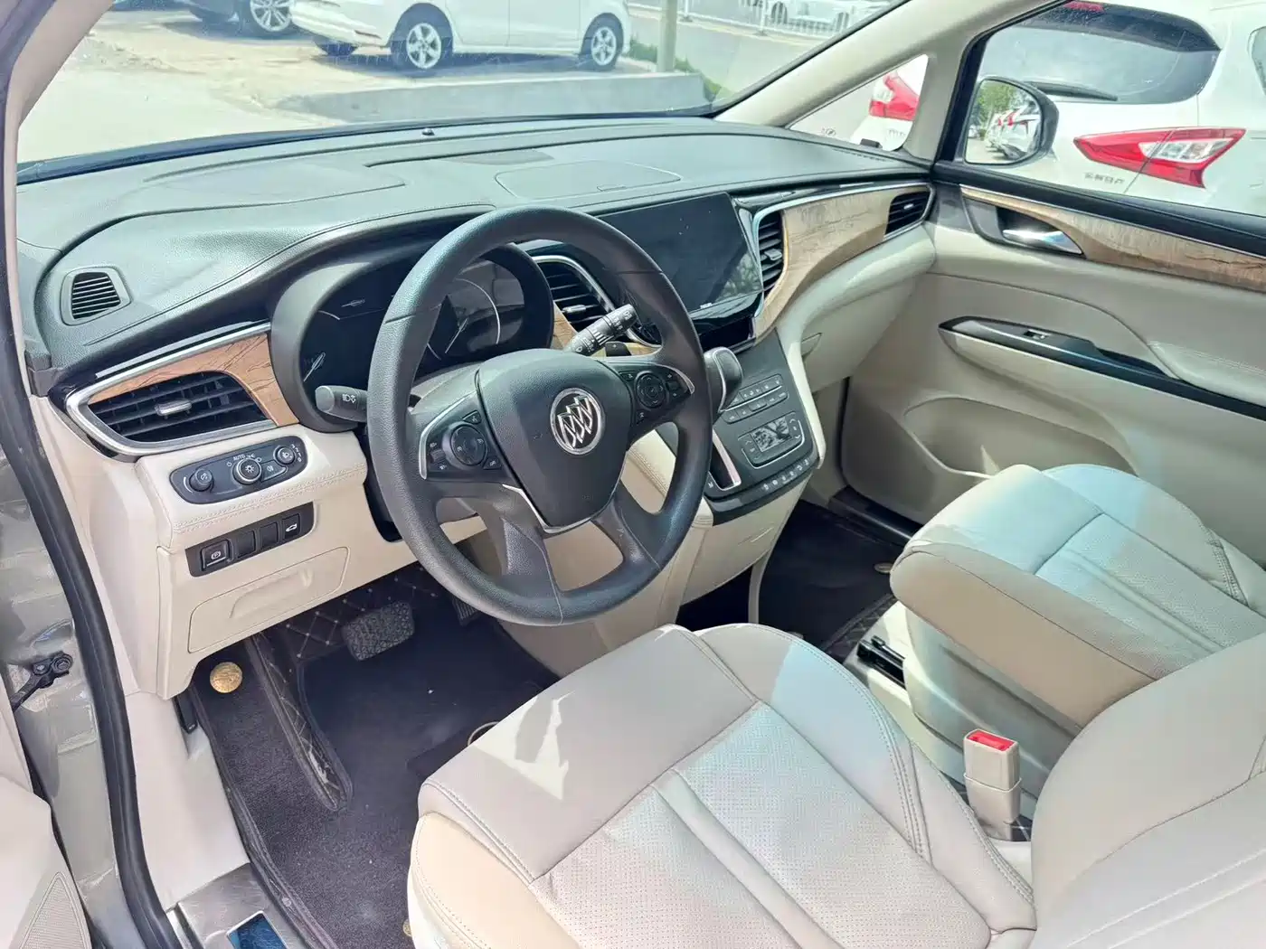 Buick GL8 2017 ES 28T Comfort Type China V фото 7