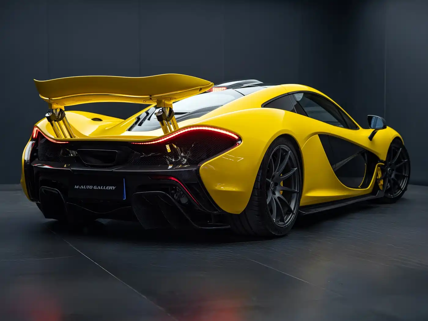 McLaren P1 2015 2014 3.8T Standard