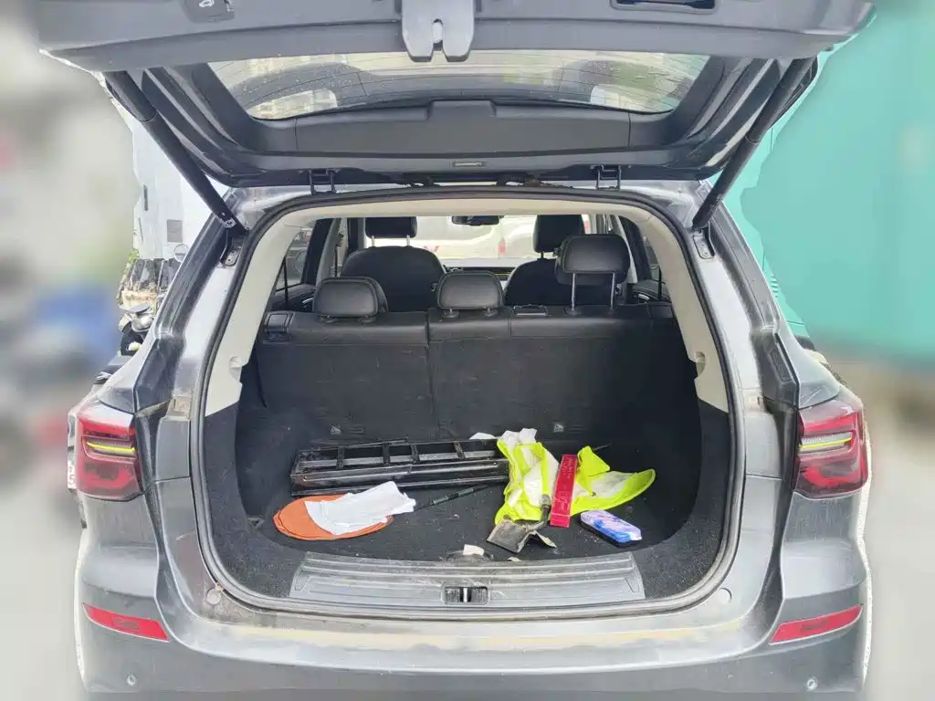 Photo 13 - Roewe RX5
