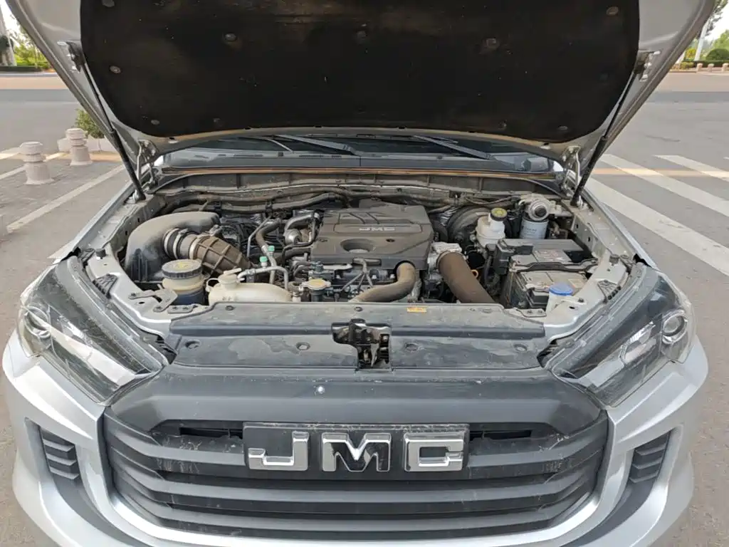 Jiangling Baodian 2024 2023 2.5T Diesel 4WD Comfort Edition Standard Wheelbase JX4D25A6L