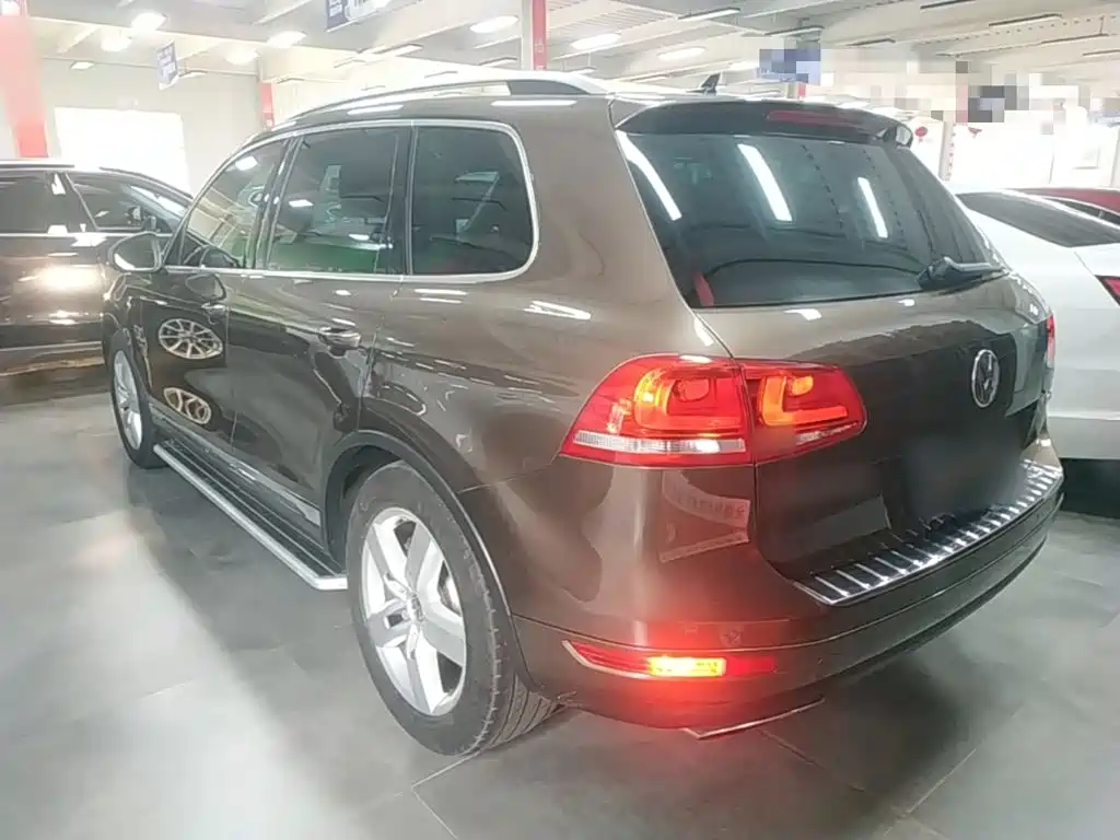 Volkswagen Touareg 2016 2015 3.0TSI Luxury