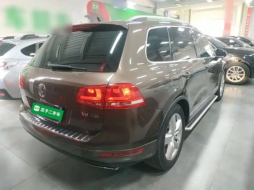 Фото 7 - Volkswagen Touareg