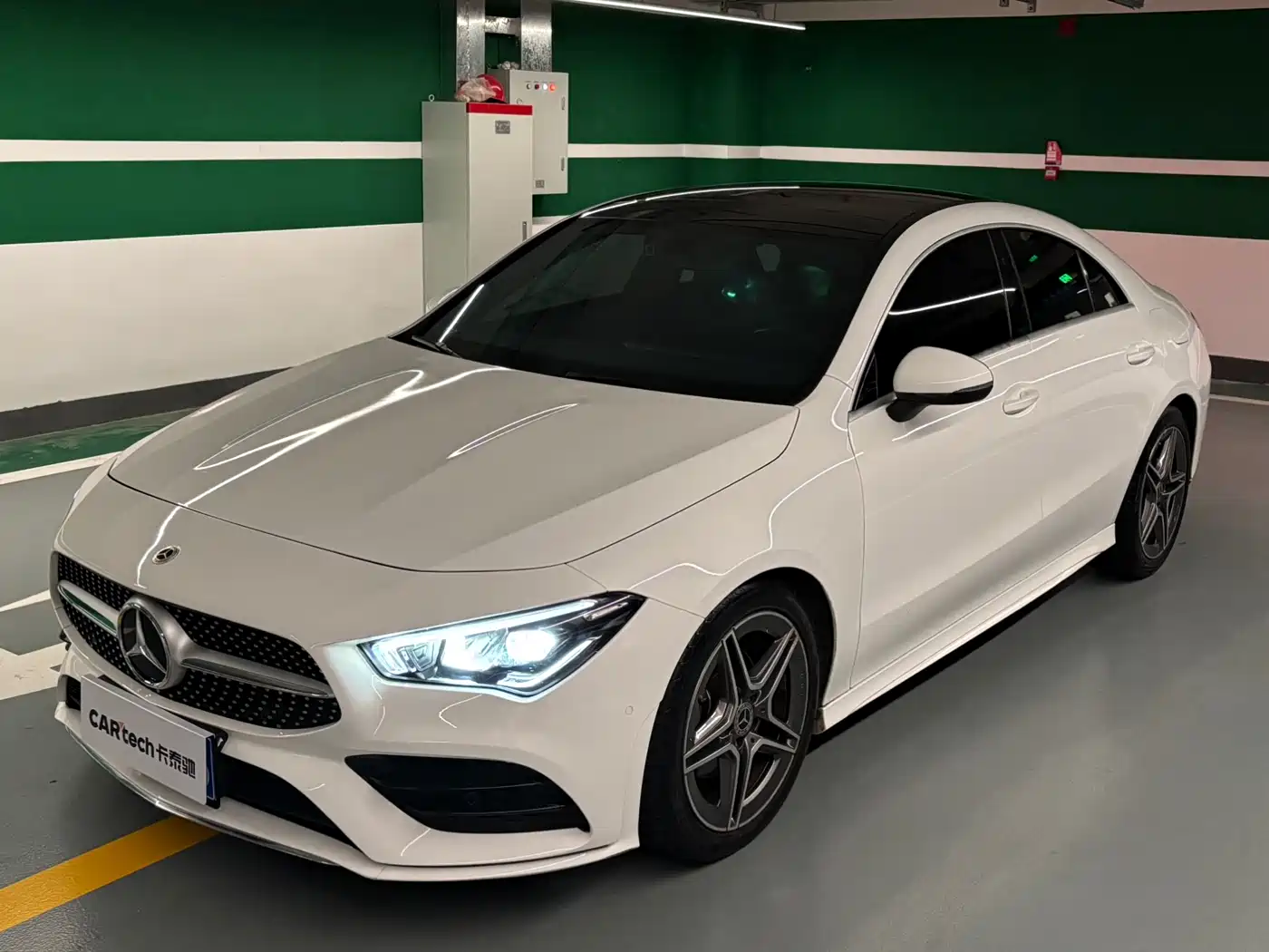 MERCEDES-BENZ CLA