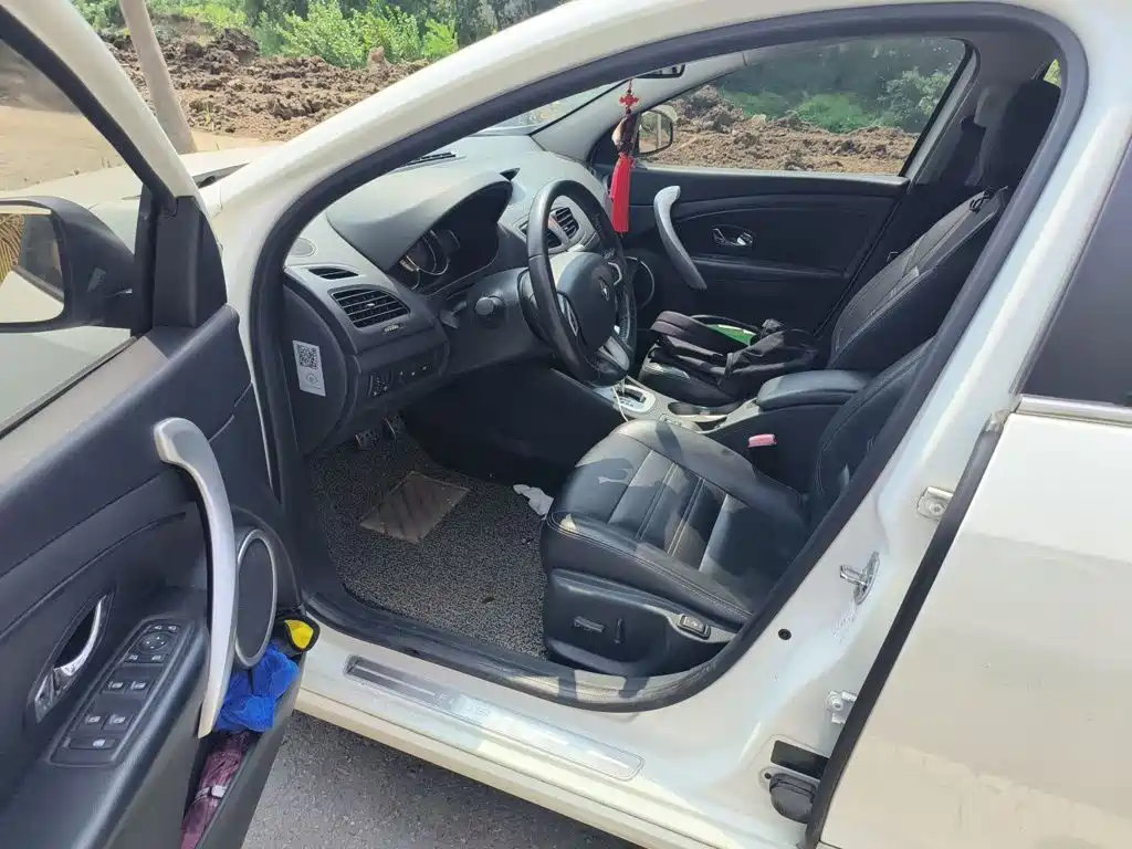 Renault Fluence 2015 2015 2.0L Fashion Edition