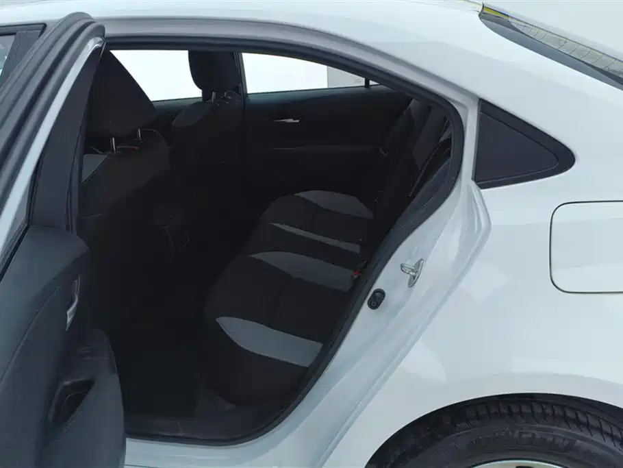 Toyota Corolla 2021 1.2T S-CVT Pioneer PLUS Edition фото 11