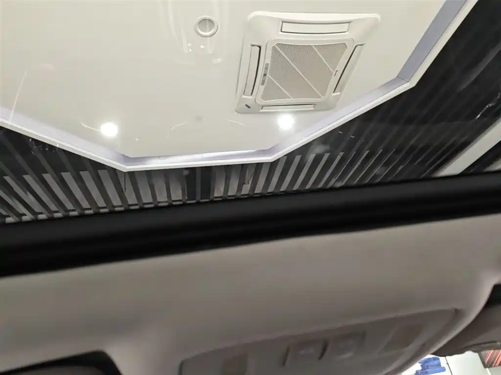 Buick Regal 2015 1.6T Leading Tech Edition фото 18