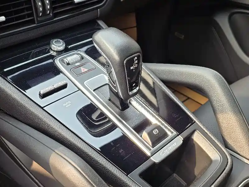 PORSCHE CAYENNE NEW ENERGY