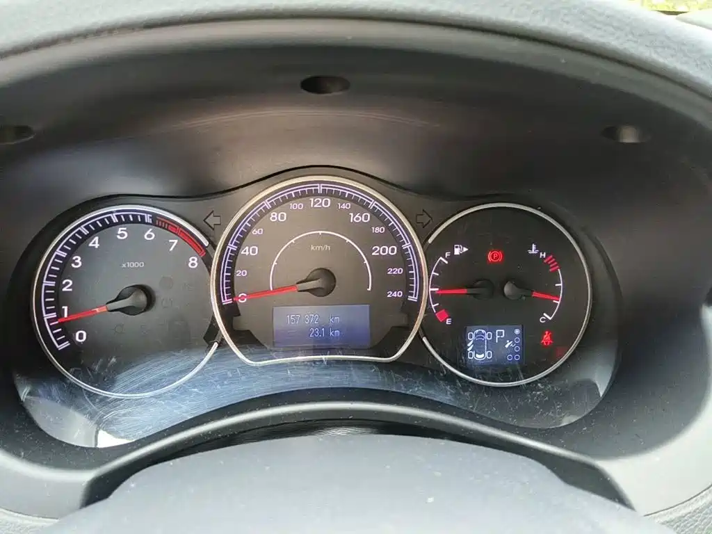 Renault Koleos (Import) 2016 2014 Facelift 2.0L 2WD Standard Edition