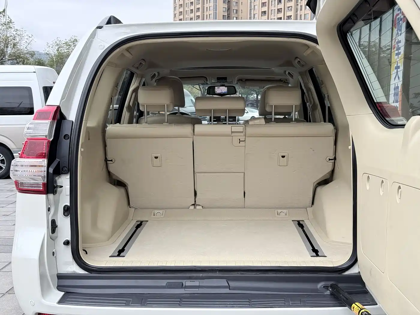 Toyota Prado 2016 3.5L Auto TX-L фото 22