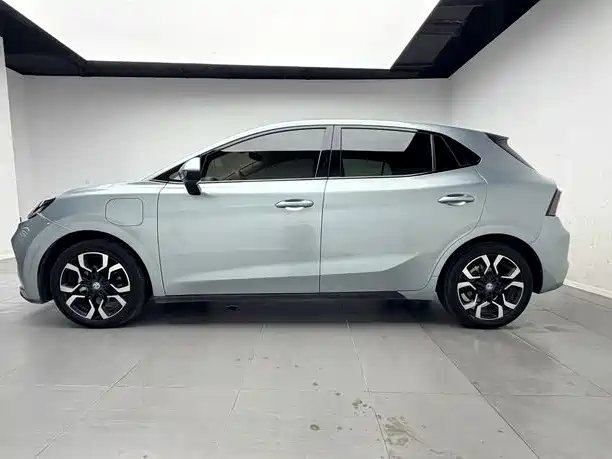 MG MG4 EV 2025 2025 Base Model