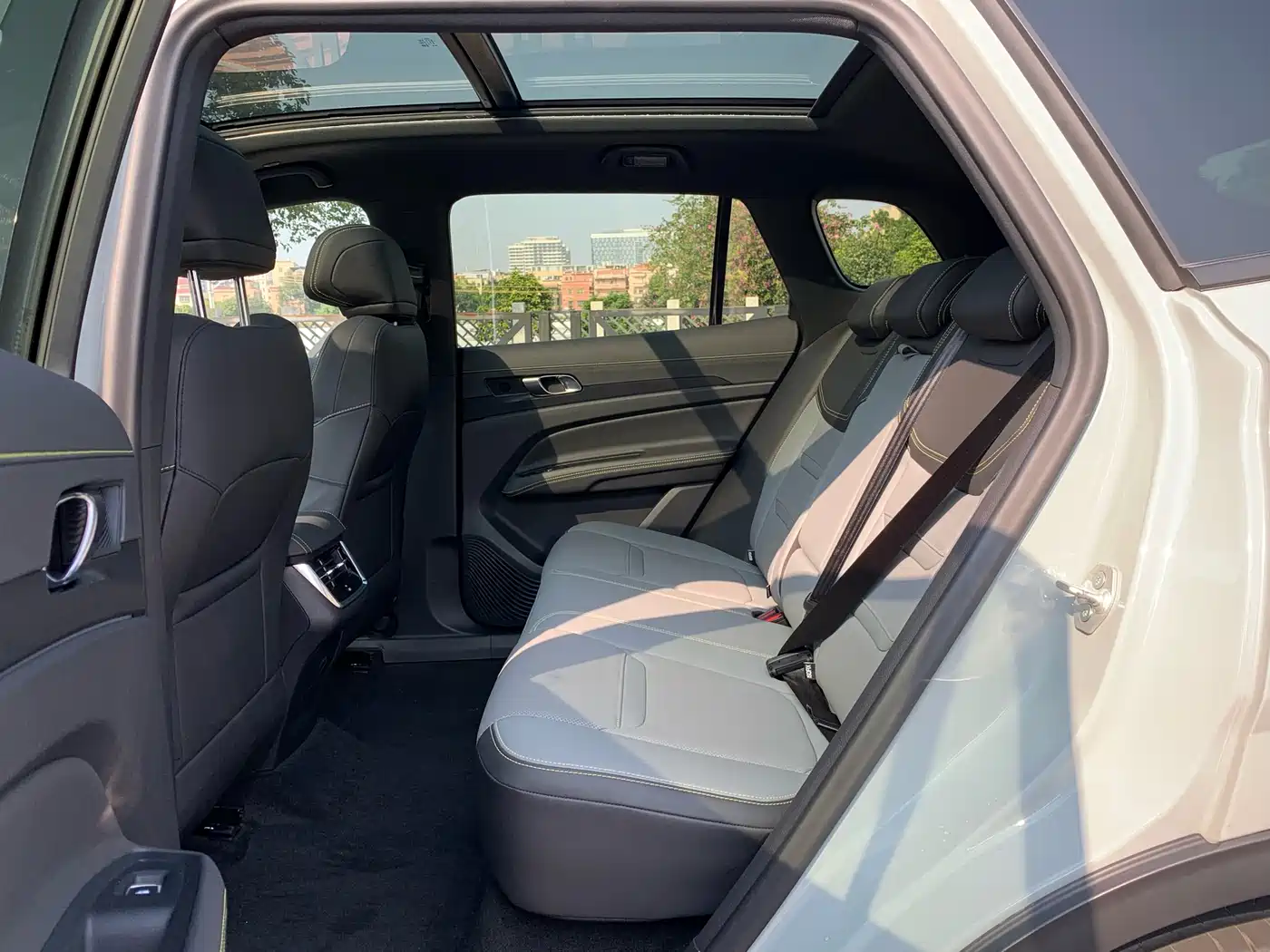 FORD LINGRUI NEW ENERGY