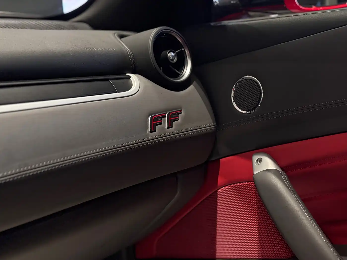 Ferrari FF 2014 2012 6.3L V12