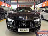 Photo 2 - Maserati Levante