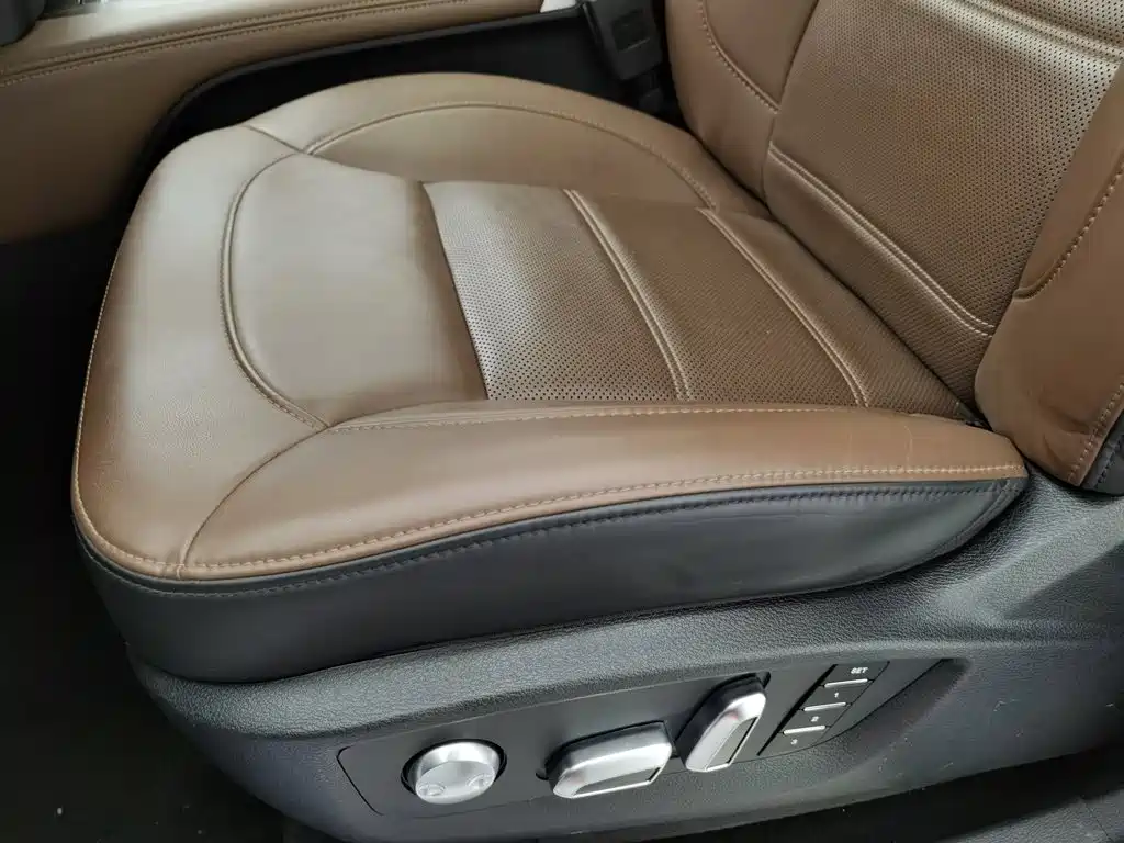 Haval H9 2017 2017 2.0T Petrol 4WD Luxury 7-seater
