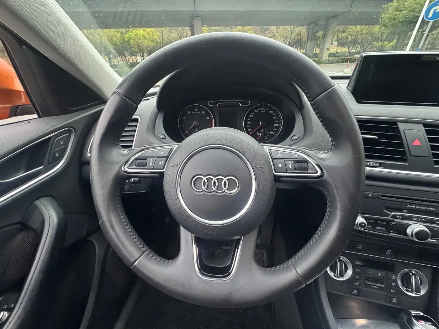 Audi Q3 2013 35 TFSI Comfort фото 23