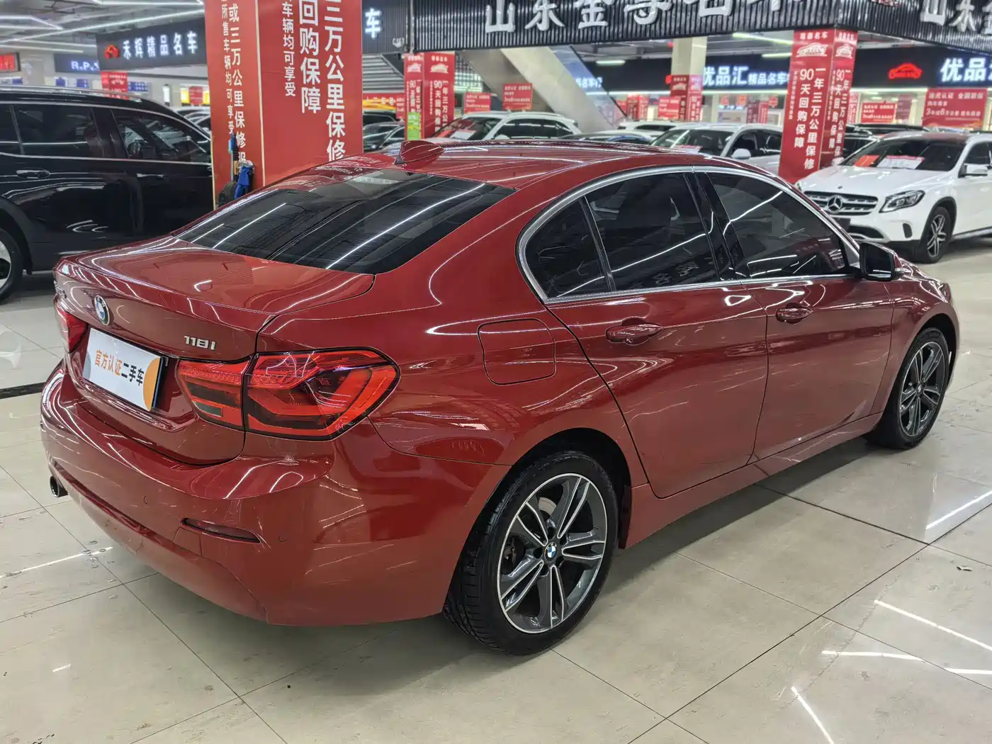 BMW 1 Series 2019 118i Fashion Edition фото 6