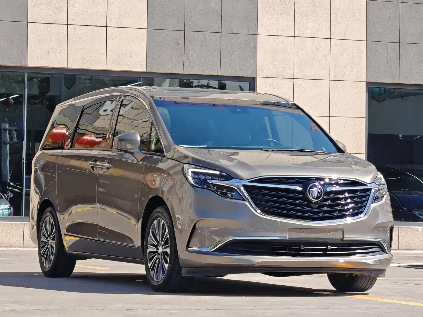 Buick GL8 2021 ES Landlord 653T Flagship фото 3
