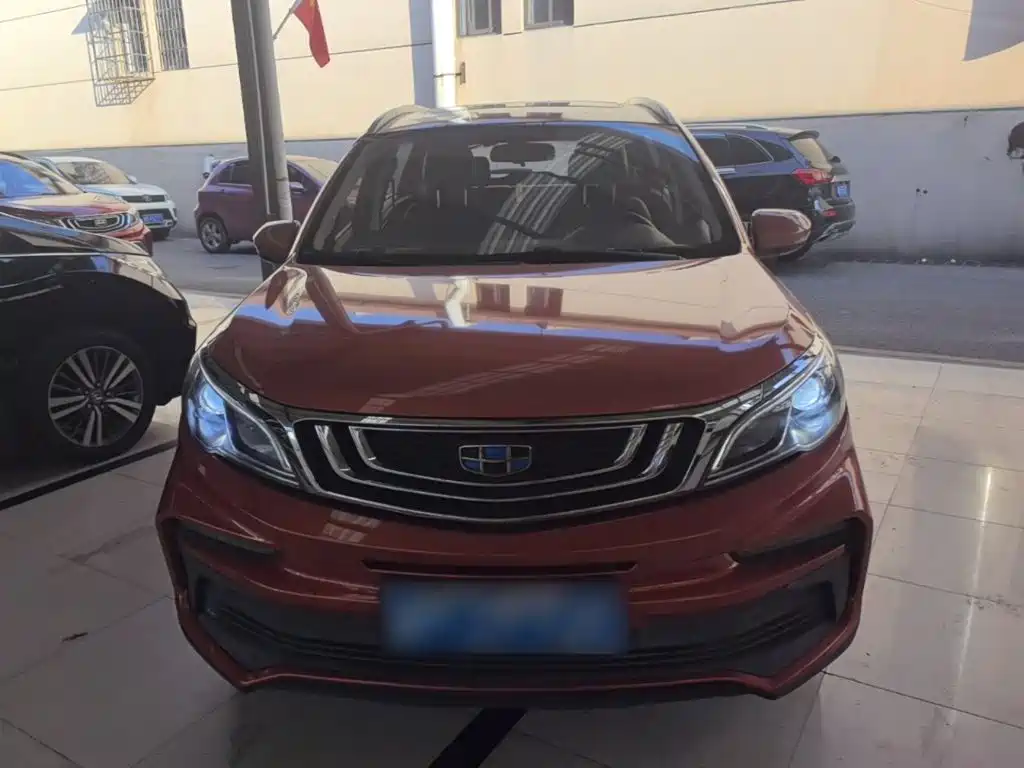Фото 3 - Geely Vision X3