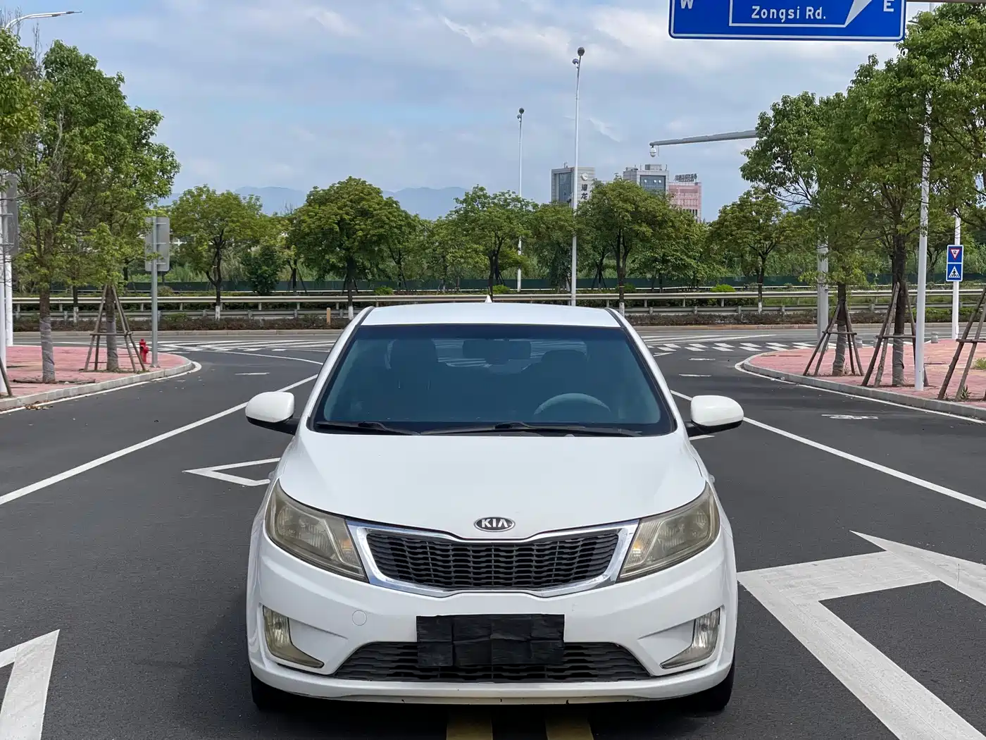 Фото 2 - Kia K2