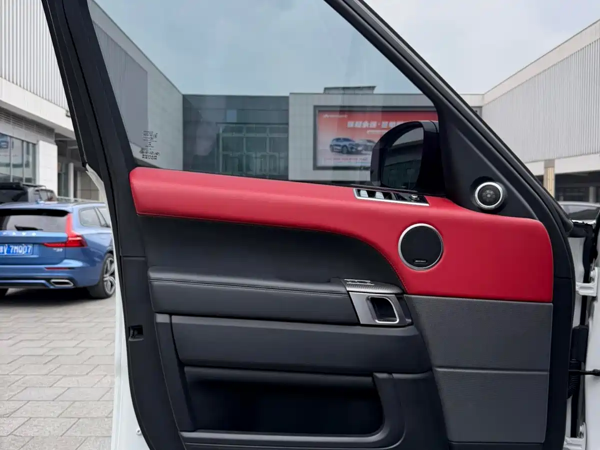 Land Rover Range Rover Sport 2020 3.0 L6 HSE DYNAMIC фото 8