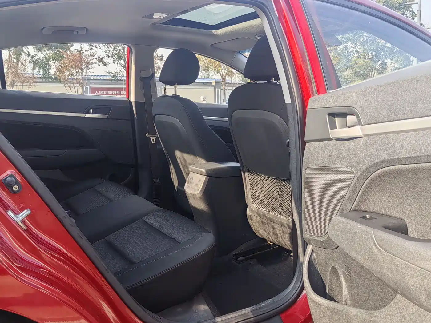 Hyundai Elantra 2016 Model 1.6L Automatic Smart Elite фото 12