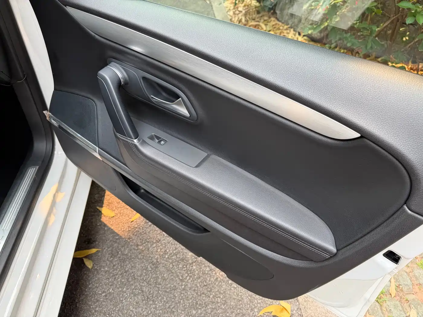 Volkswagen FAW-Volkswagen CC 2012 1.8TSI Premium фото 23