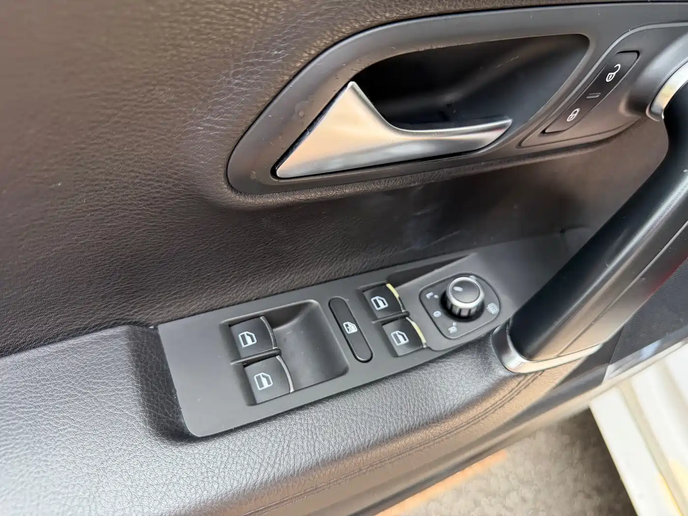 Volkswagen FAW-Volkswagen CC 2012 1.8TSI Premium фото 22