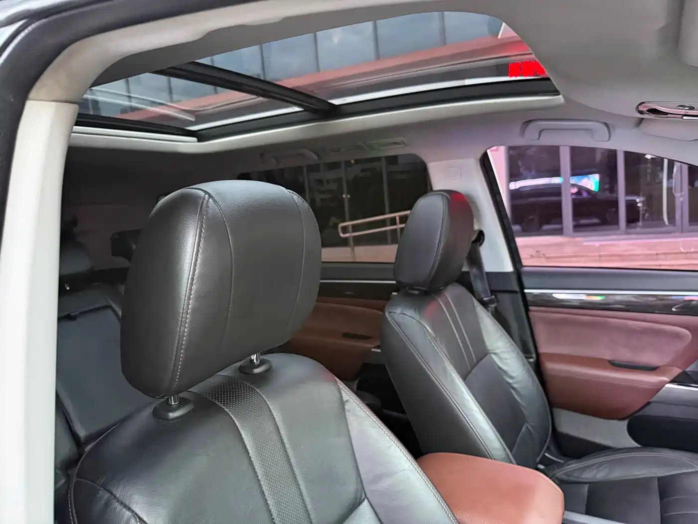 GAC Trumpchi Trumpchi GS8 2017 320T 2WD Luxury Smart Connect (7-seater) фото 16