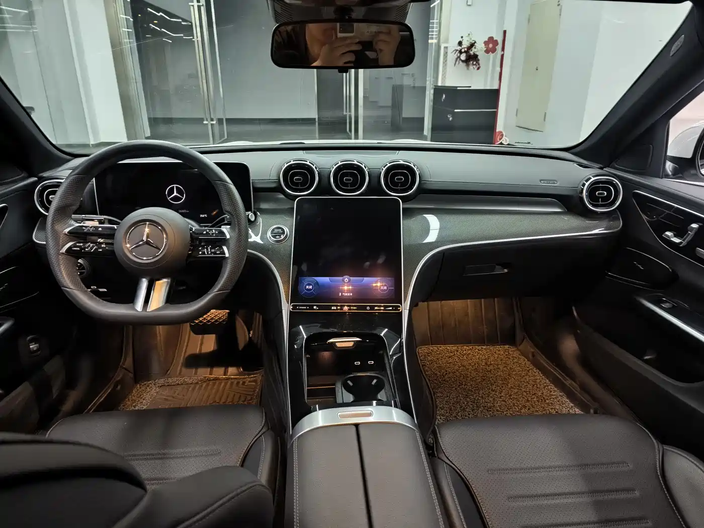 Mercedes-Benz C-Class 2022 C 200 L Sport Version фото 12