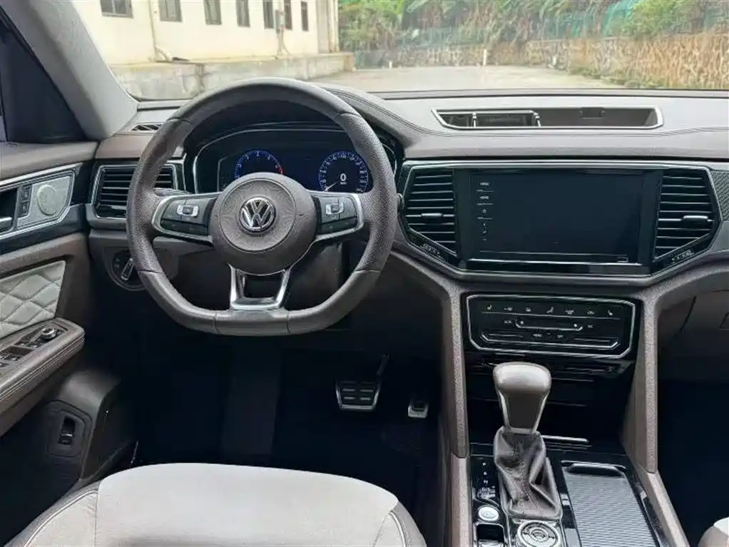 Volkswagen Teramont 2020 Teramont X 380TSI 4WD Premium Luxury фото 5