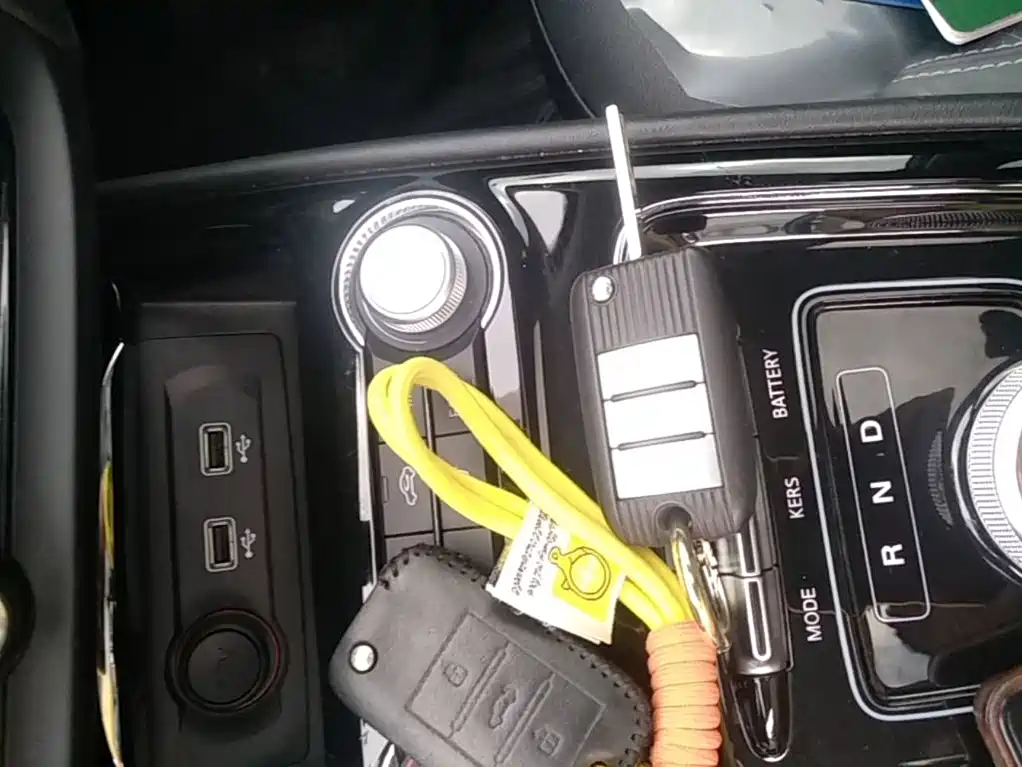 Фото 9 - Roewe Ei5