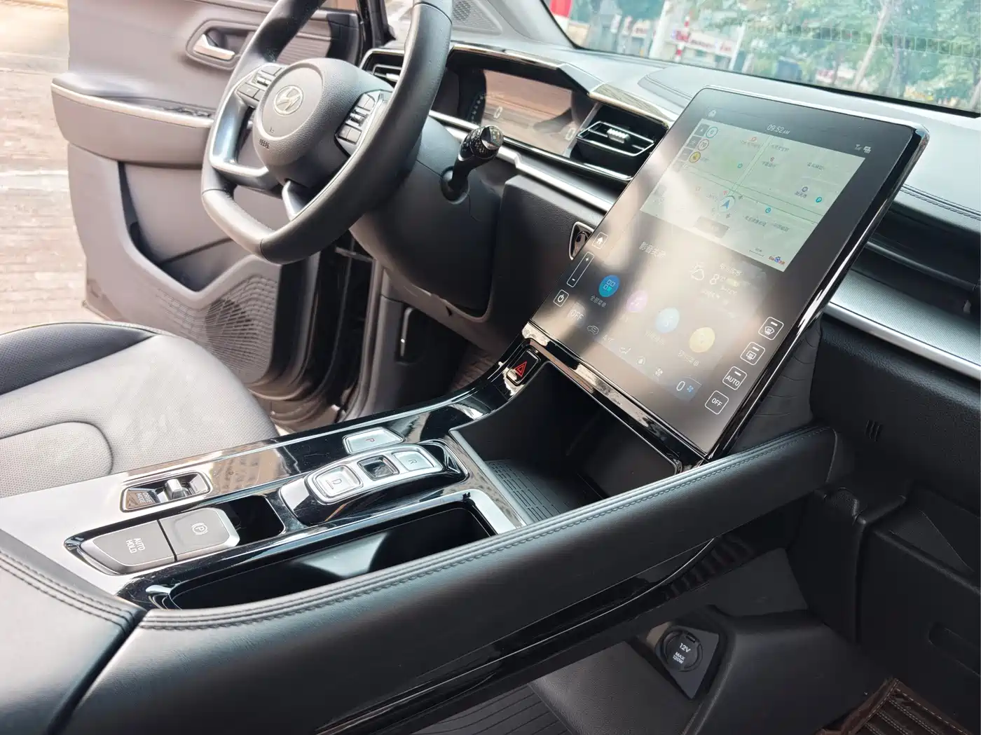 Hyundai Custo 2026 2024 270TGDi LUX Premium Edition
