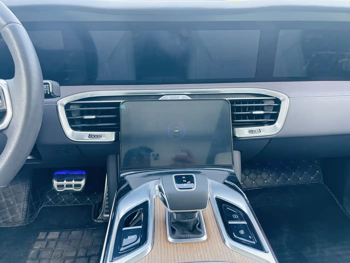 Hongqi E-HS9 2022 660km Qi Ling Edition (4-seater) фото 13