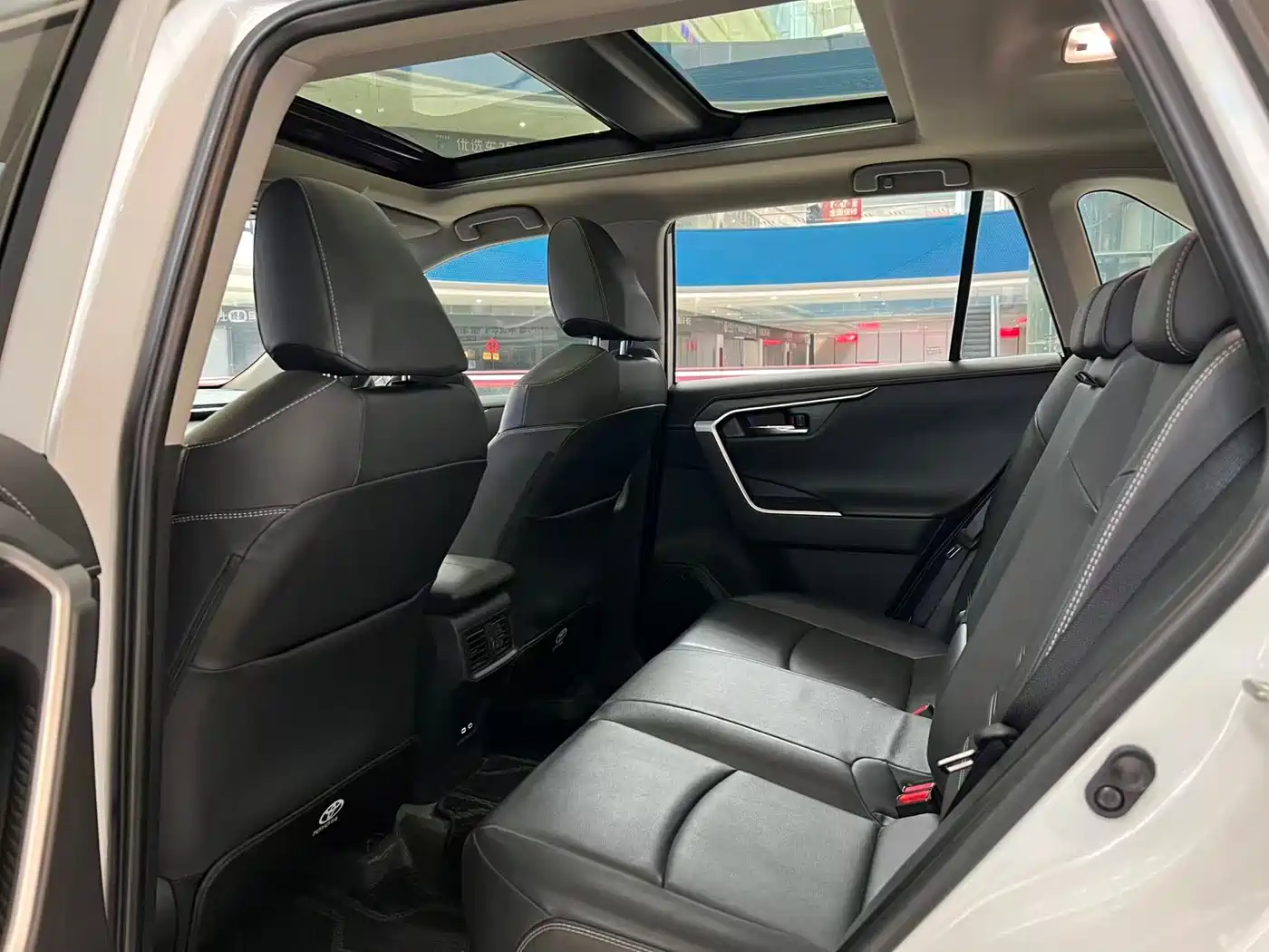 TOYOTA RAV4 RONGFANG