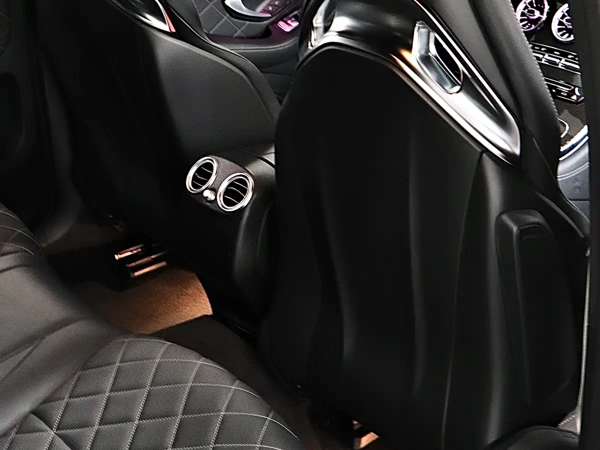 Mercedes-Benz GLC Coupe AMG 2018 AMG GLC 63 S 4MATIC+ Coupe SUV фото 17