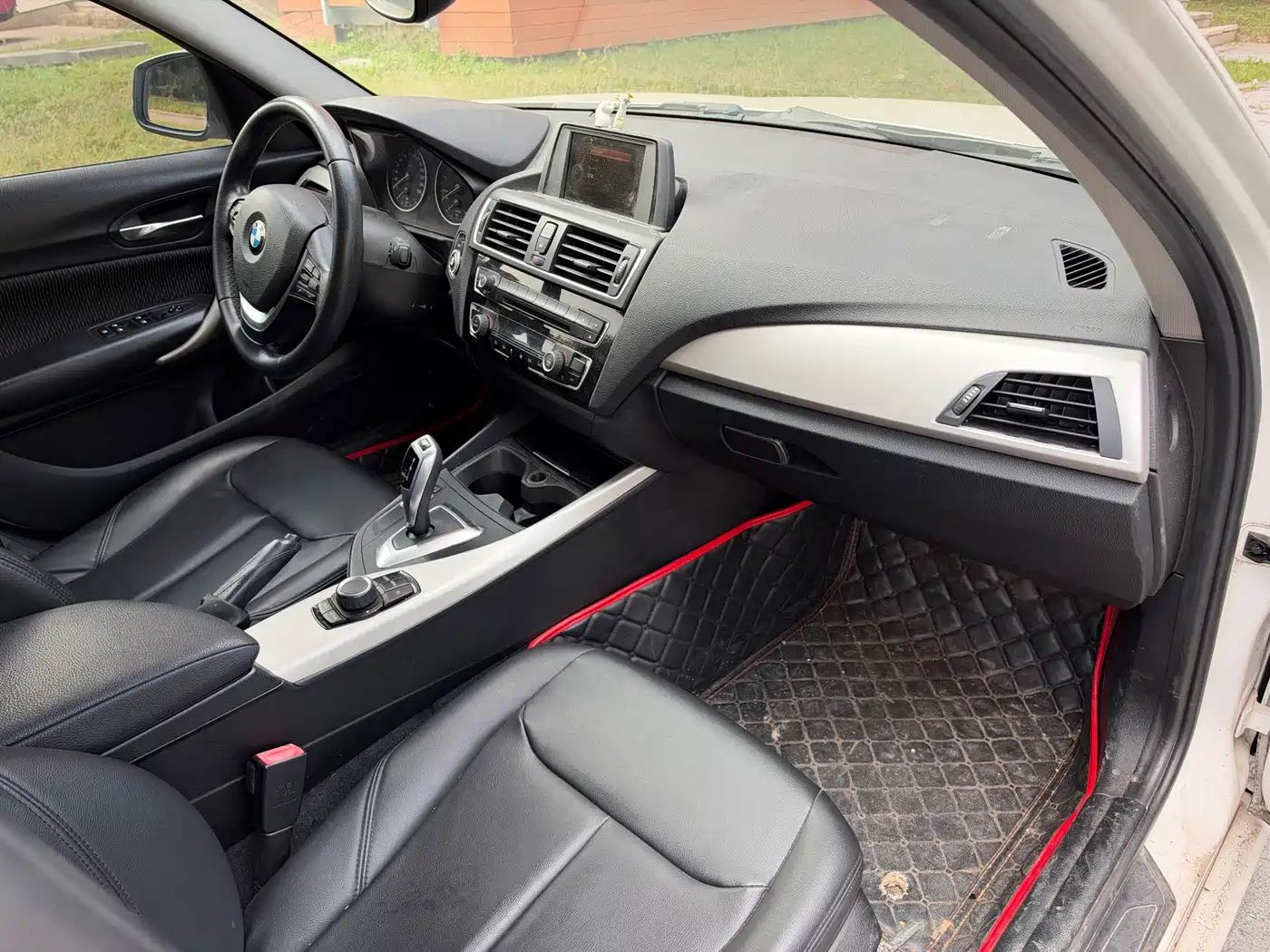 BMW 1 Series (Import) 2016 2015 120i Leading