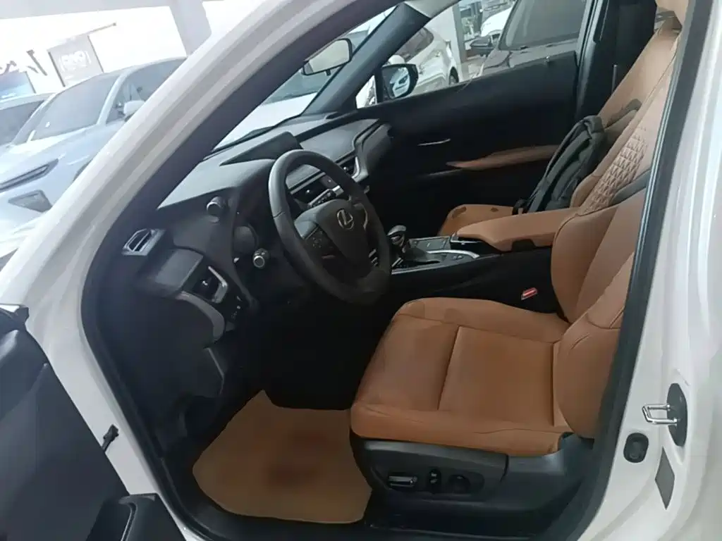 Lexus UX 2022 2020 200 Special Edition