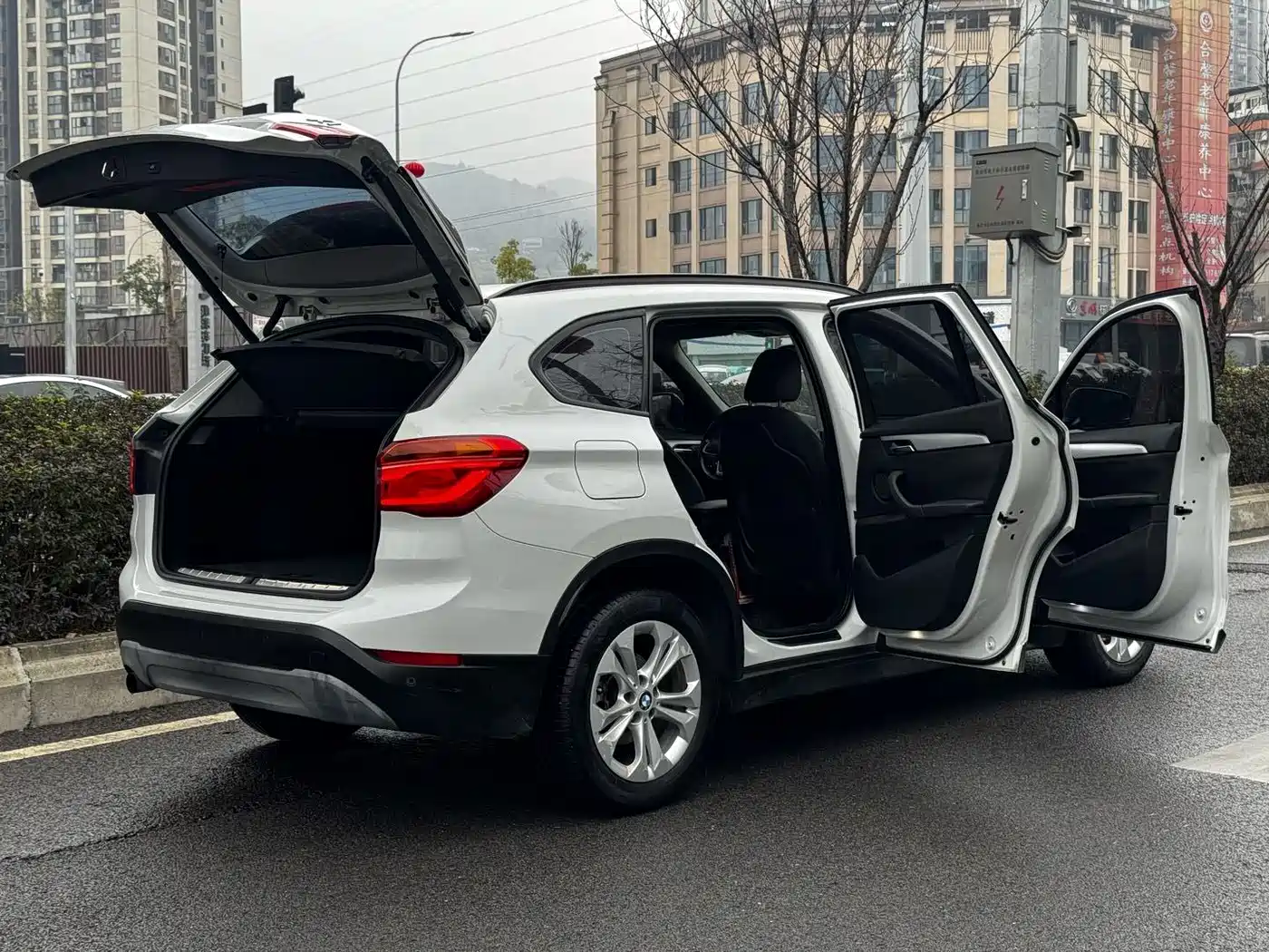 BMW X1 2016 sDrive18Li Fashion Model фото 21