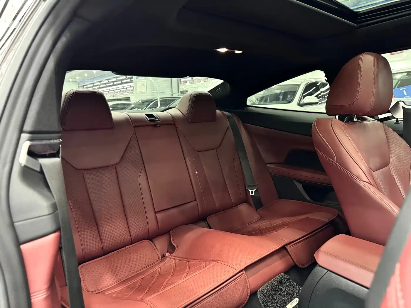 BMW 4 Series 2023 425i M Sport Shadowline Package фото 10